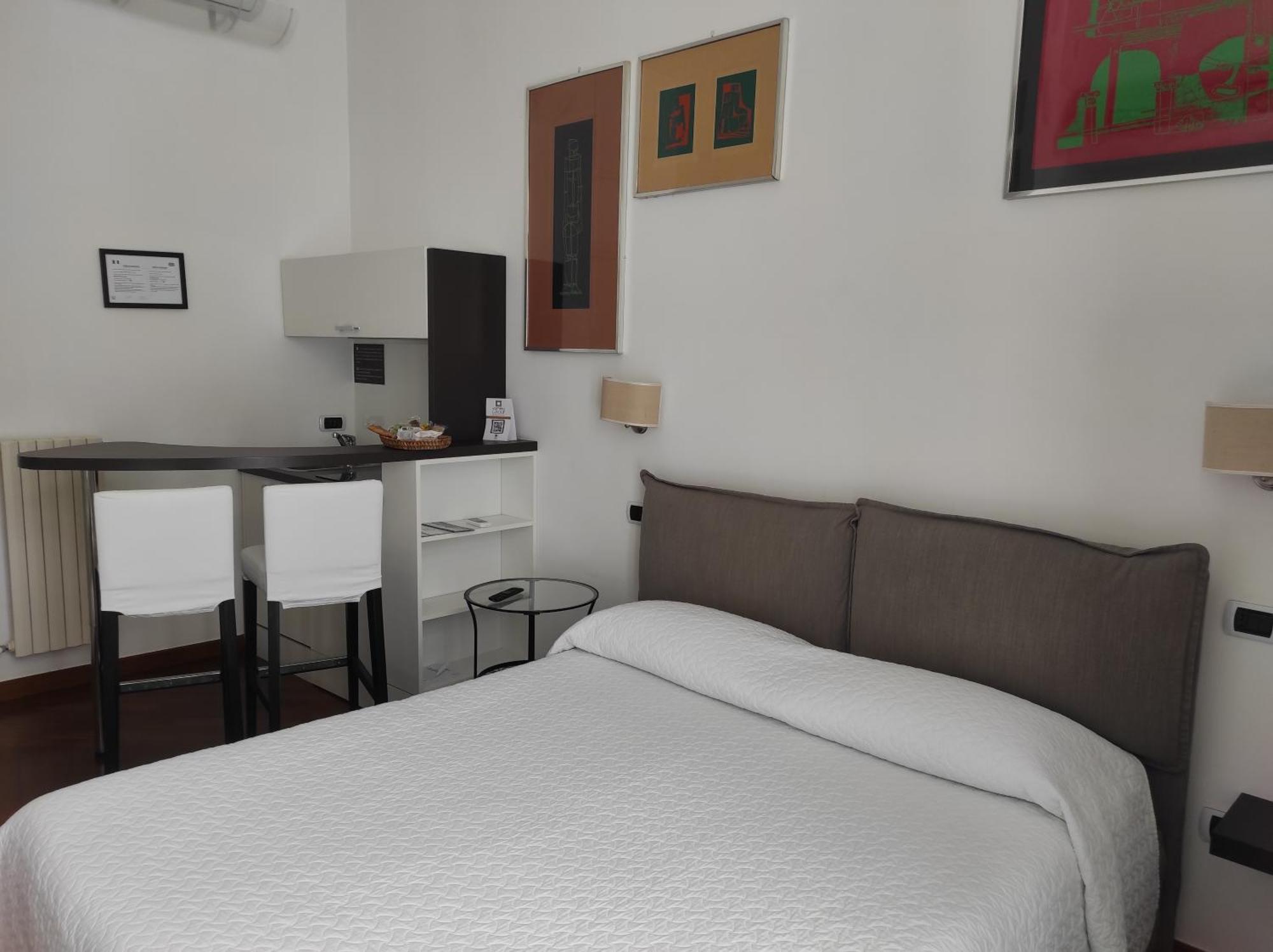 Luca Giordano 142 B&B Napoli Cameră foto
